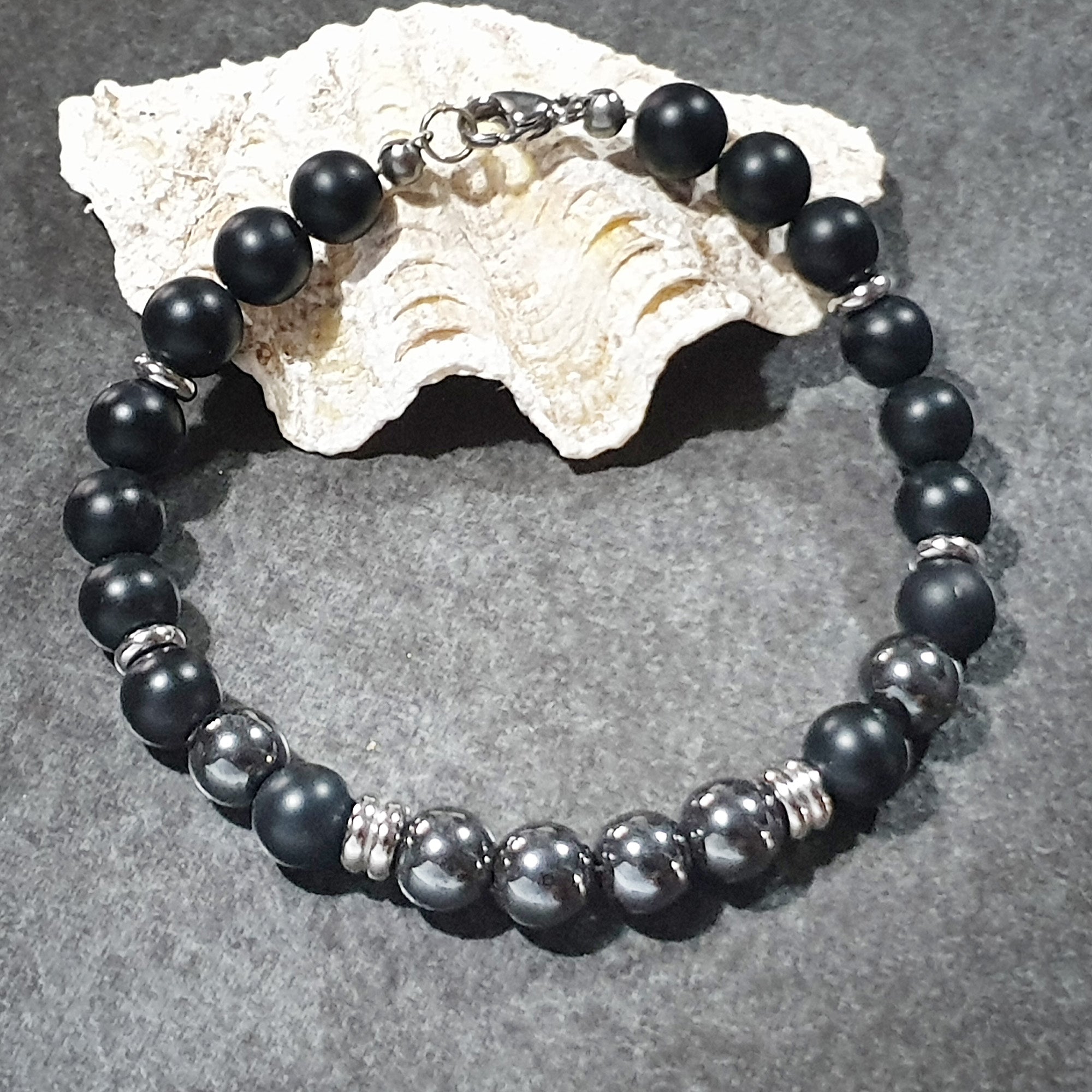 unisex 103 - GEMSTONES & STEEL - Onyx/Hematite